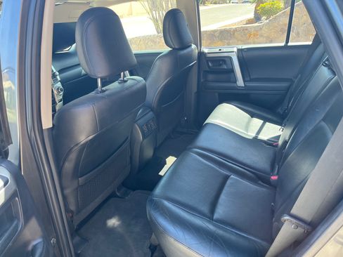 Used 2011 Toyota 4Runner Limited image 6