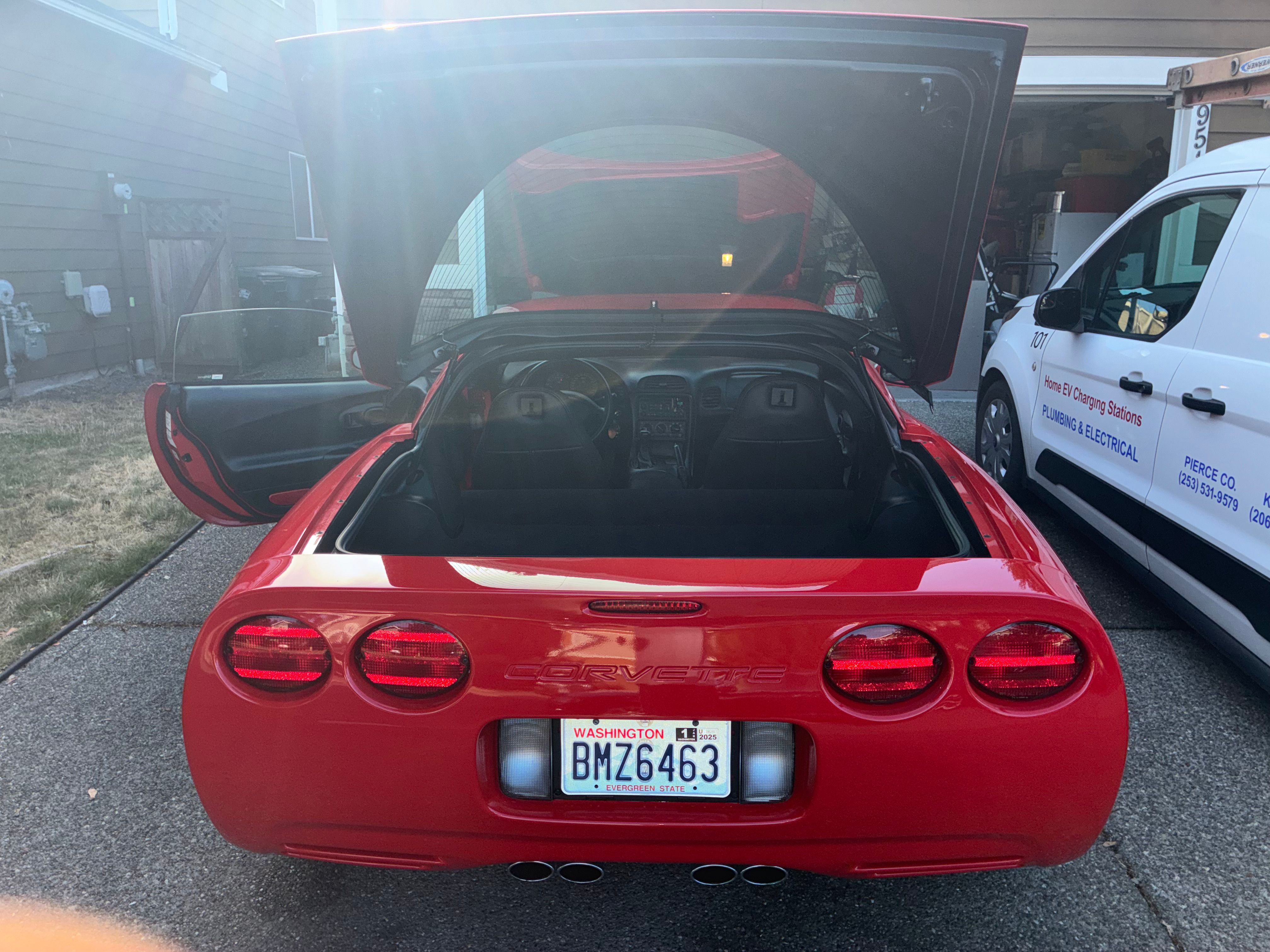 Used 2002 Chevrolet Corvette Coupe RWD image 15