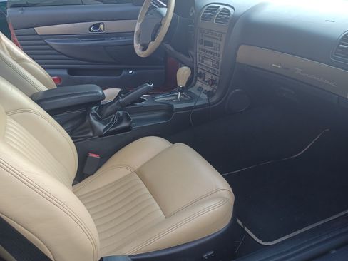 Used 2004 Ford Thunderbird image 5