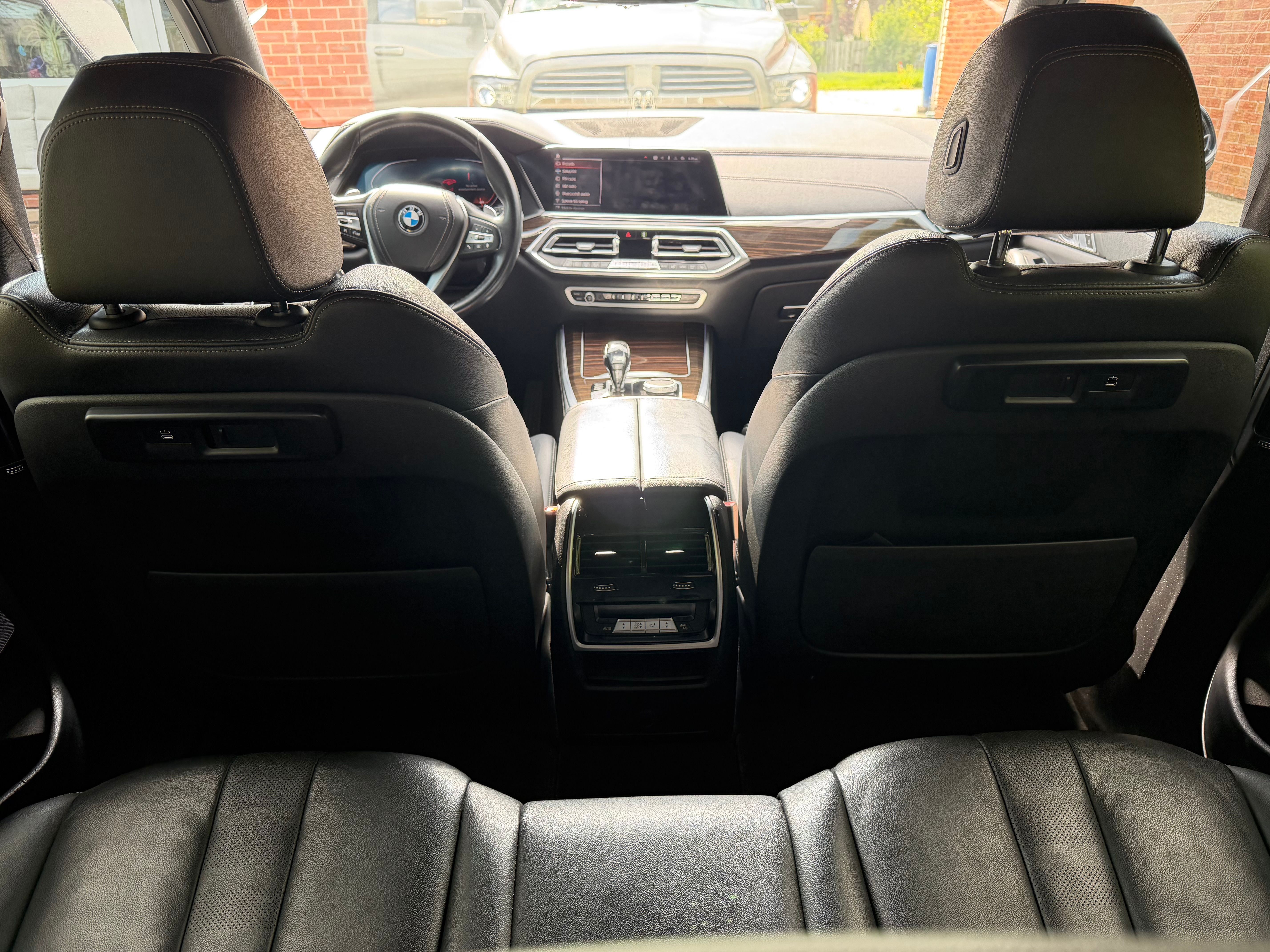 Used 2021 BMW X5 xDrive40i w/ Convenience Package AWD/4WD image 16