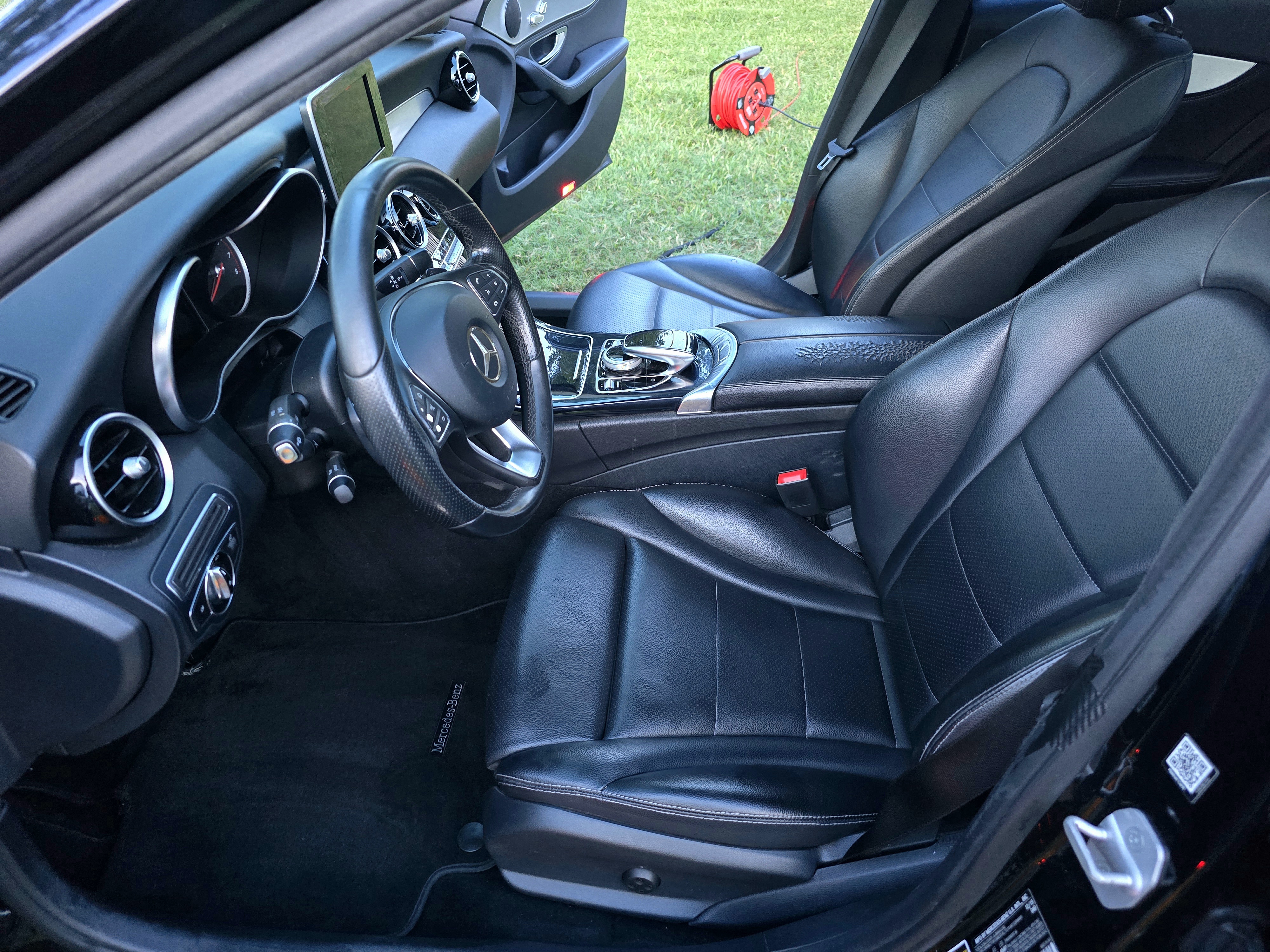 Used 2016 Mercedes-Benz C 300 Sedan image 8