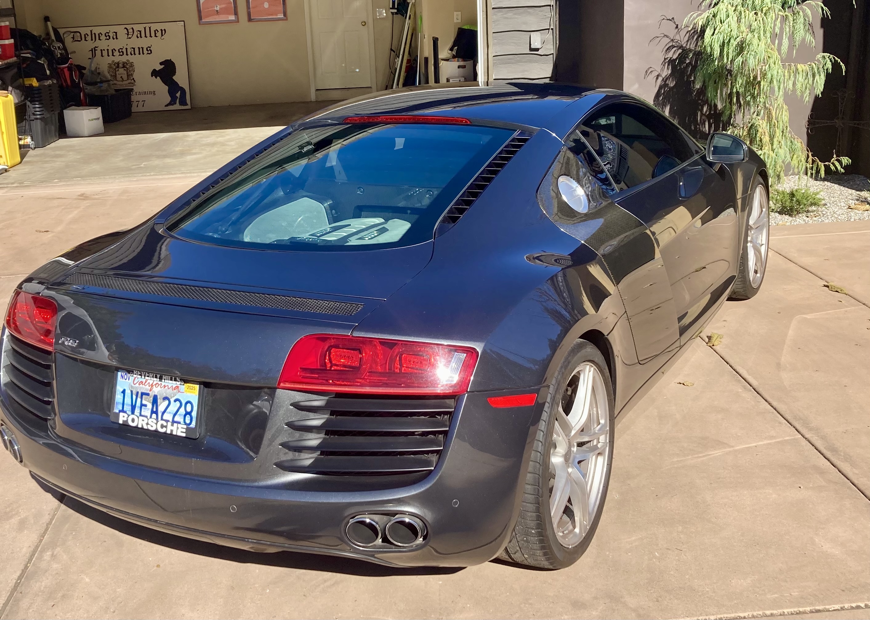 Used 2009 Audi R8 V8 AWD/4WD image 2