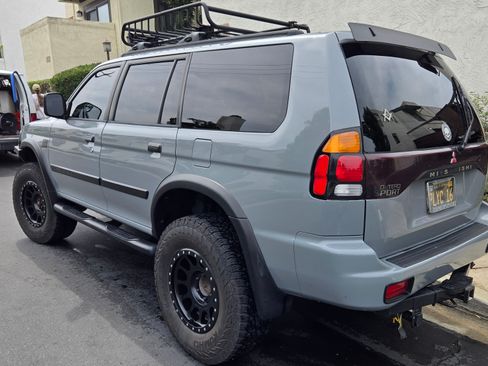 Used 2000 Mitsubishi Montero Sport LS image 12