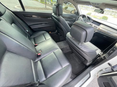 Used 2013 BMW 740Li RWD image 11