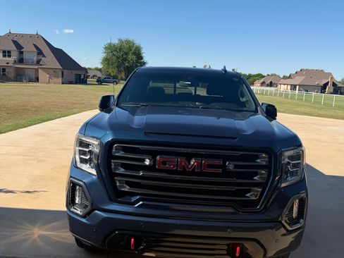 Used 2020 GMC Sierra 1500 AT4 w/ AT4 Premium Package image 4