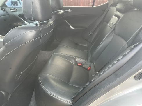 Used 2010 Lexus IS 250 w/ Premium Pkg Value Edition RWD image 27