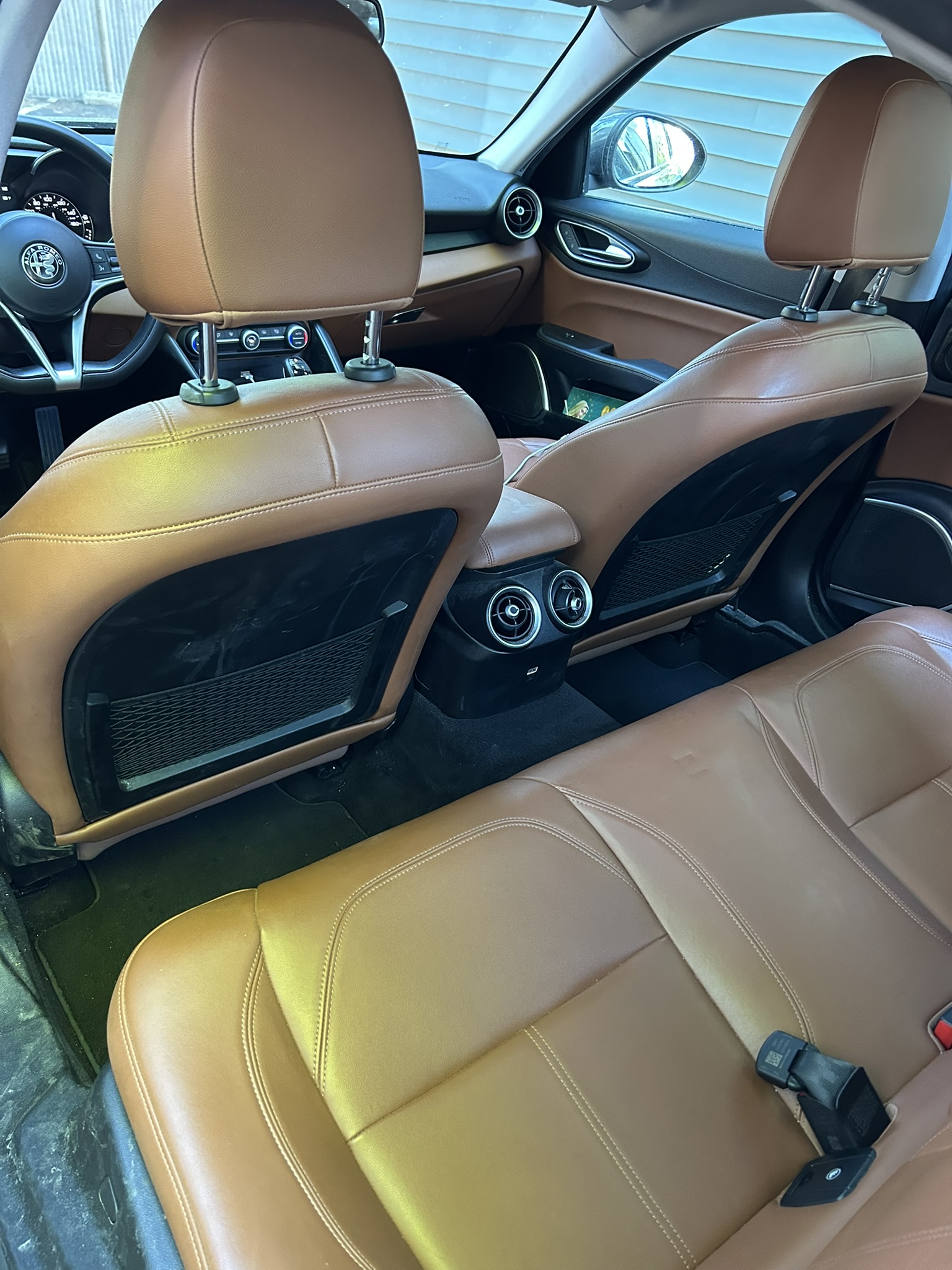 Used 2018 Alfa Romeo Giulia AWD image 8