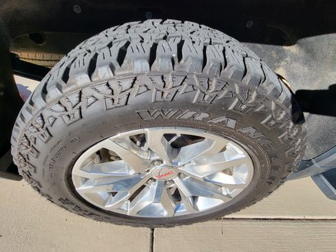 Used 2021 GMC Sierra 1500 SLT w/ SLT Premium Package image 28