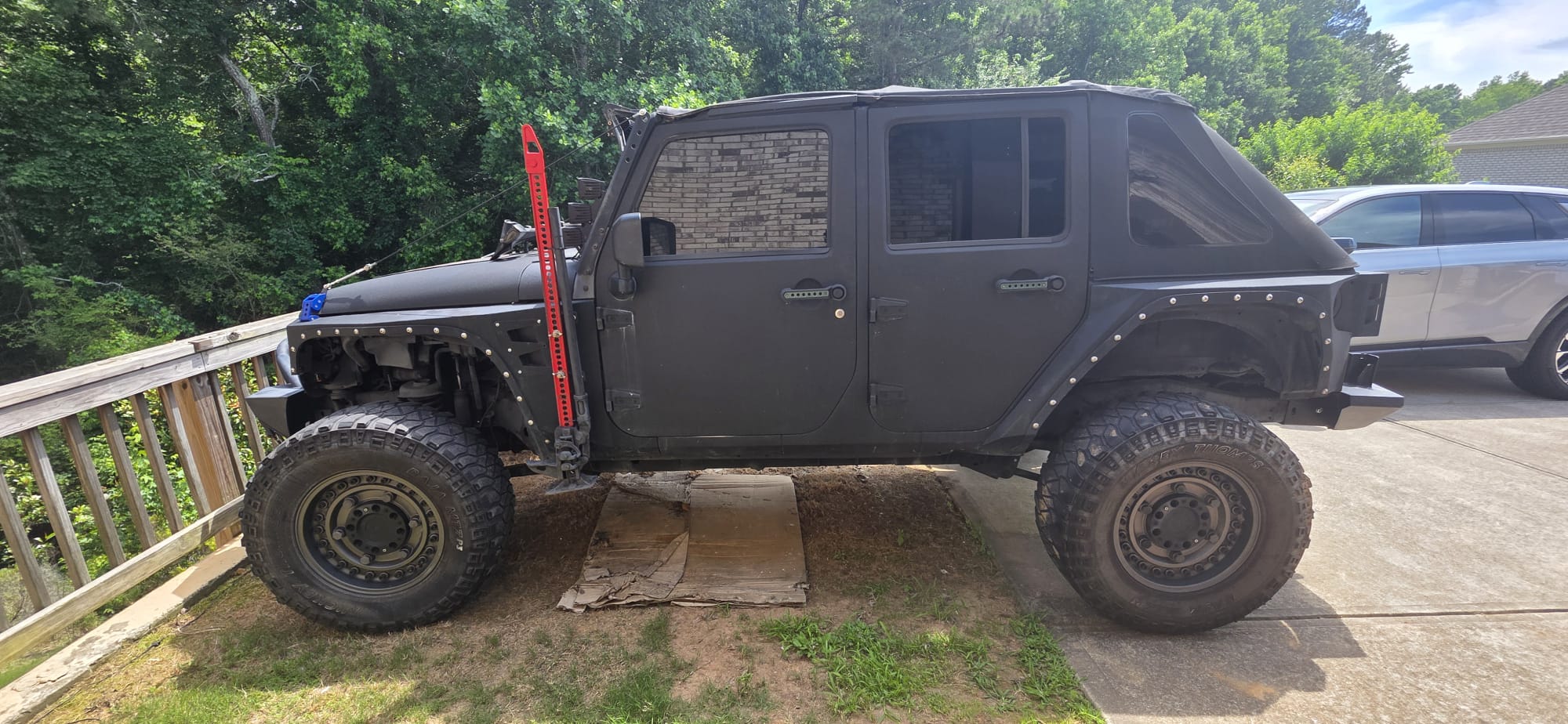 Used 2008 Jeep Wrangler Unlimited Sahara w/ Dual Top Group AWD/4WD image 14
