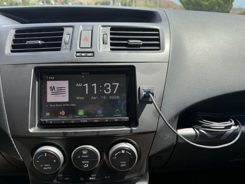 Used 2012 MAZDA MAZDA5 Sport image 24