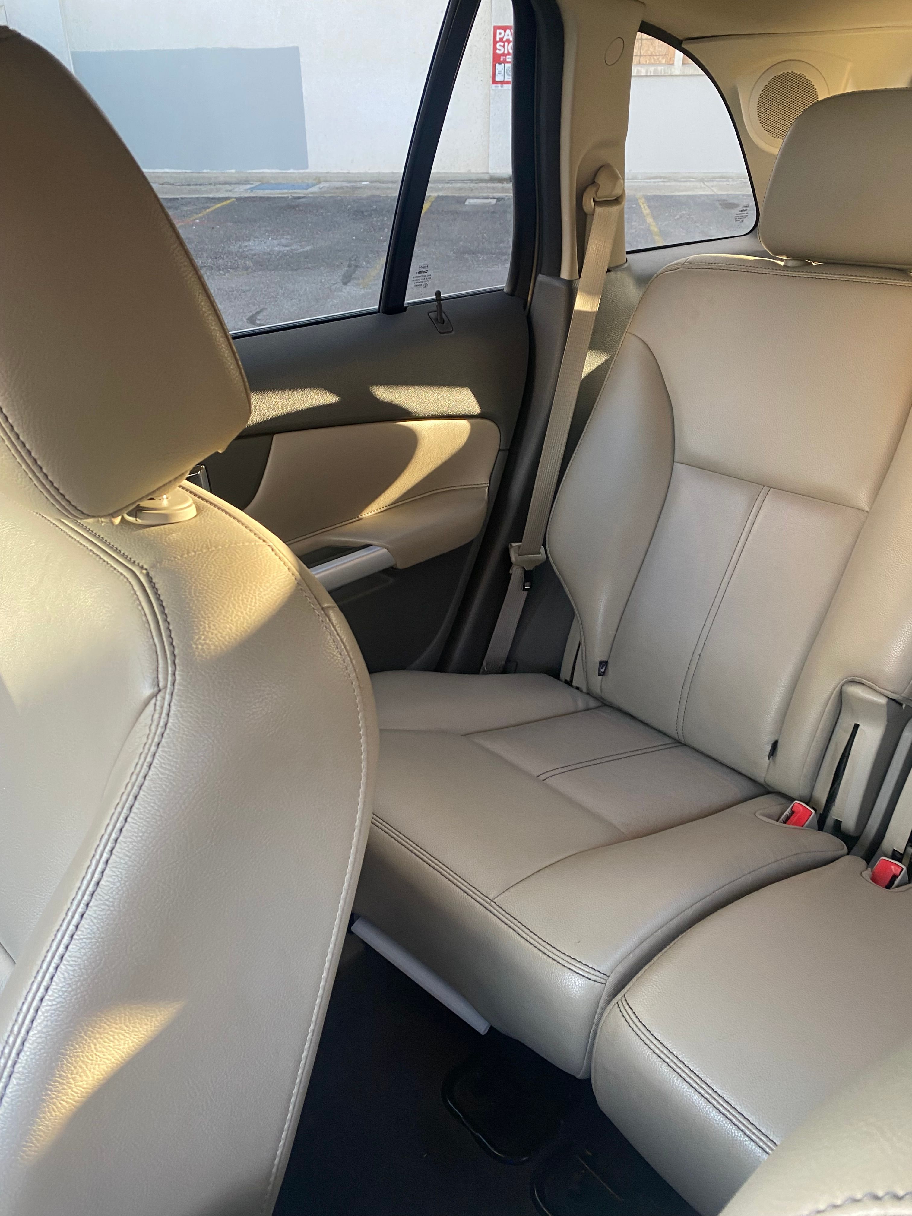 Used 2013 Ford Edge Limited AWD/4WD image 24