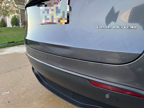 Used 2023 Tesla Model Y Long Range image 11