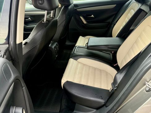 Used 2010 Volkswagen CC Sport image 13