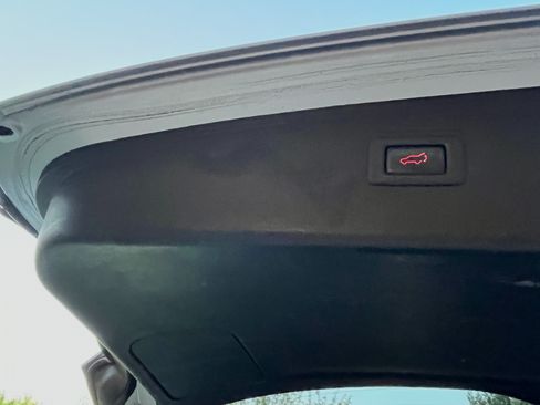 Used 2019 Subaru Outback 2.5i Premium AWD/4WD image 20