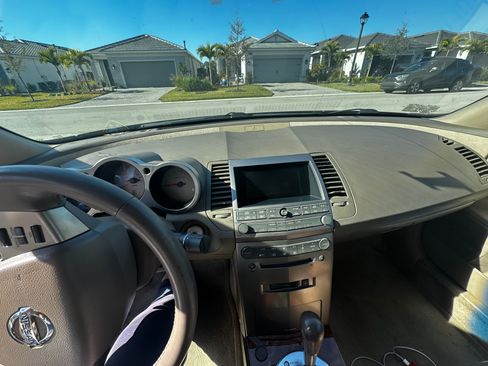 Used 2004 Nissan Maxima 3.5 SL w/ Driver Preferred Pkg image 11