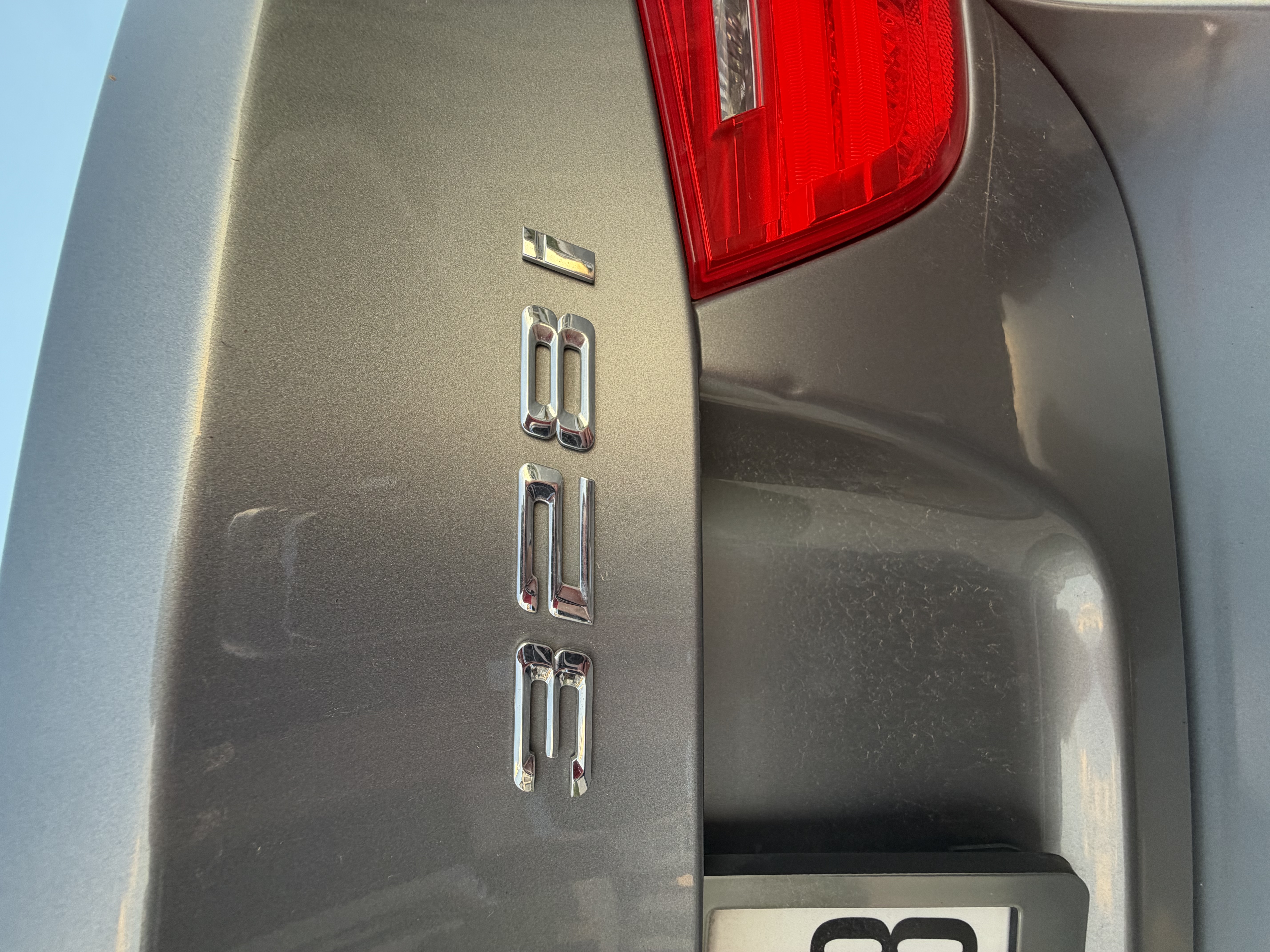 Used 2011 BMW 328i xDrive Sedan AWD/4WD image 28