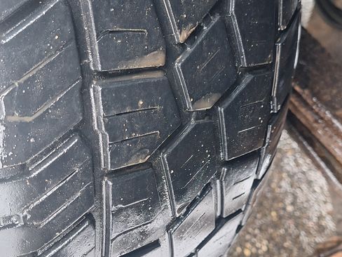 Used 2004 Ford F150 Lariat image 9