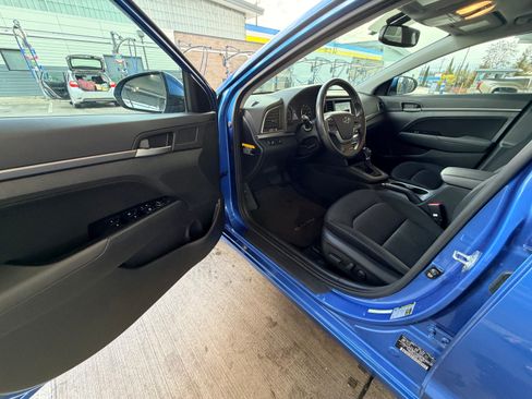 Used 2017 Hyundai Elantra Value Edition image 11