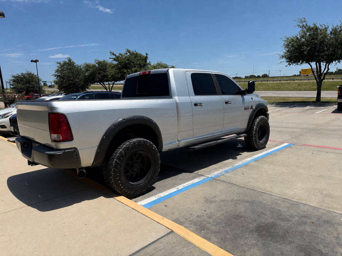 Used 2012 RAM 2500 SLT AWD/4WD image 8