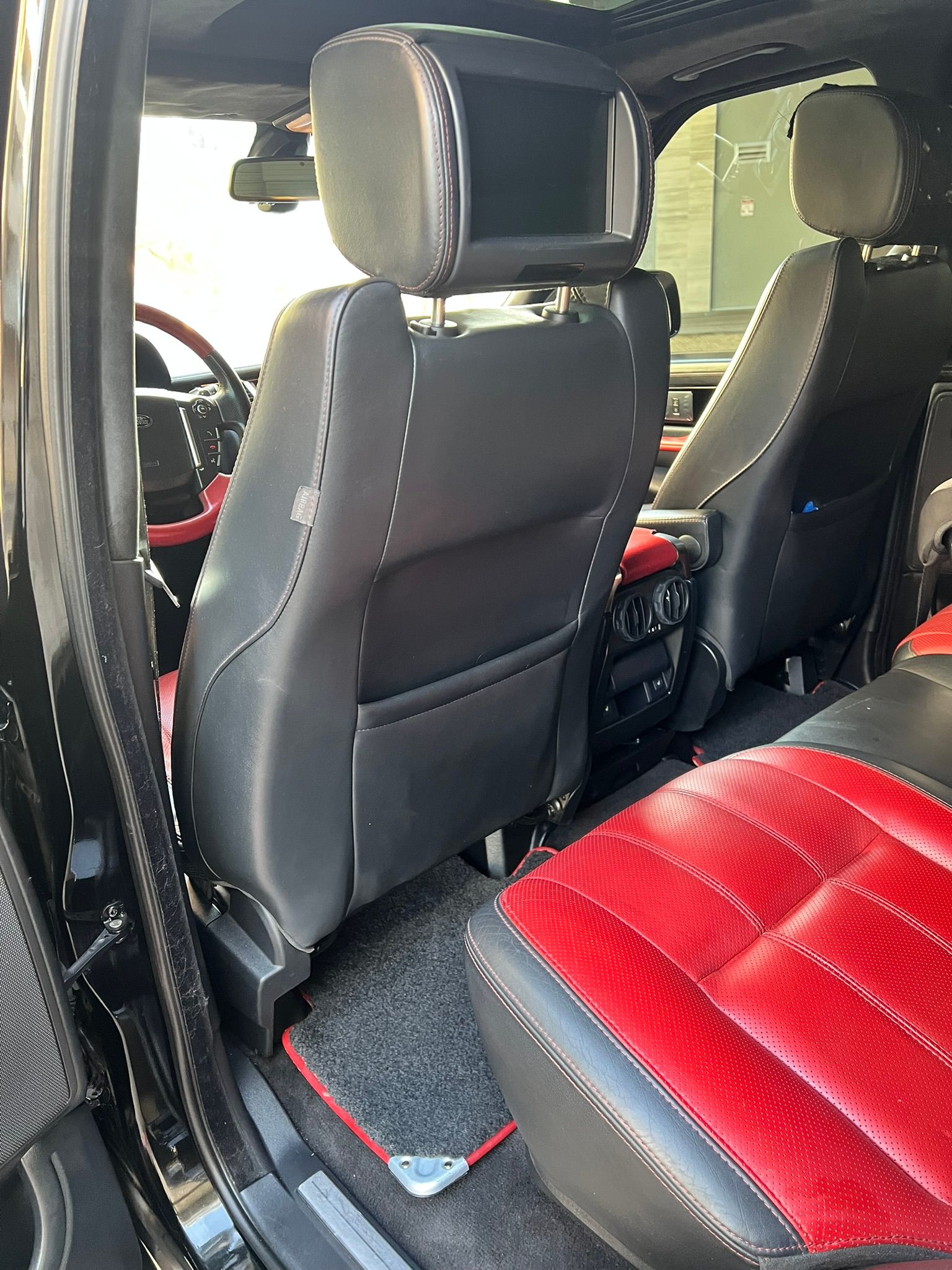 Used 2012 Land Rover Range Rover Sport Autobiography AWD/4WD image 24