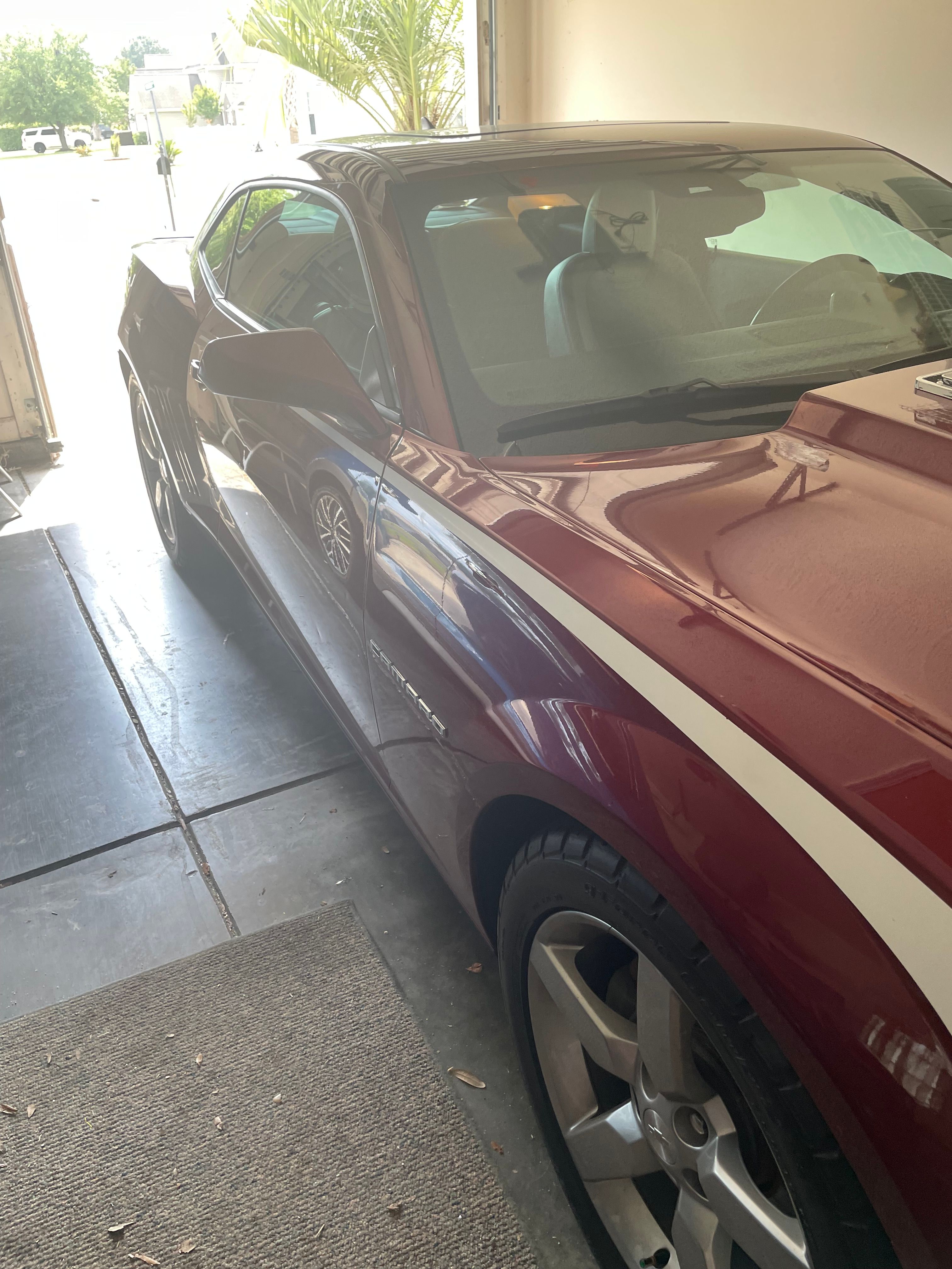 Used 2011 Chevrolet Camaro LT RWD image 4