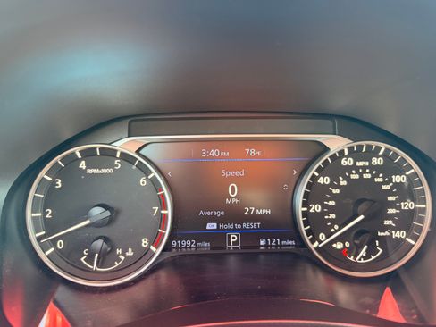 Used 2020 Nissan Altima 2.5 SR FWD image 15