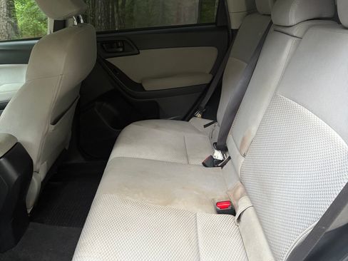 Used 2015 Subaru Forester 2.5i Premium w/ Popular Package #2 AWD/4WD image 8