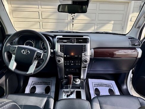 Used 2021 Toyota 4Runner Limited image 9