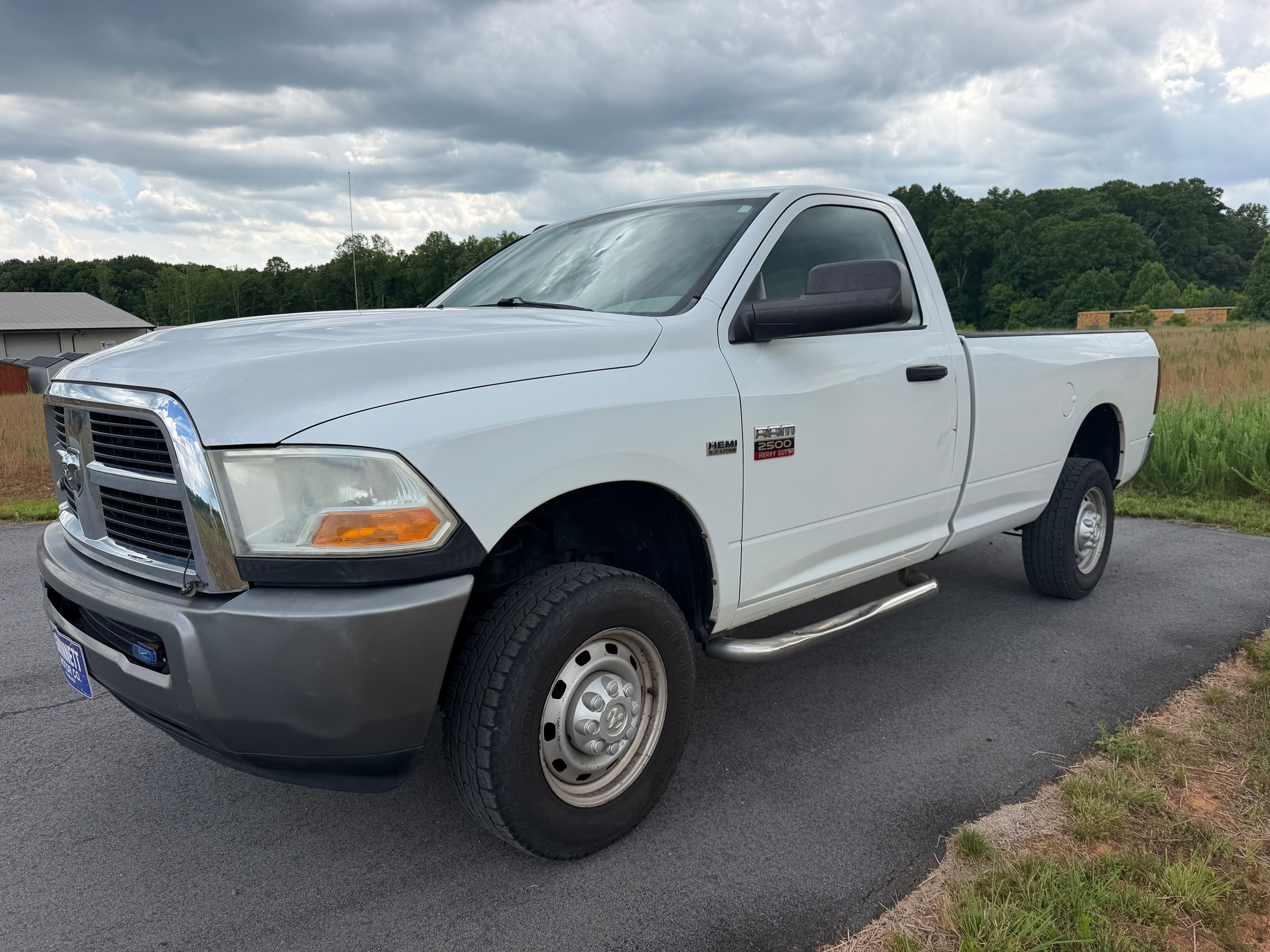 Used 2011 RAM 2500 ST AWD/4WD image 1