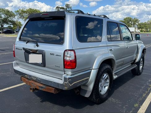 Used 2001 Toyota 4Runner SR5 AWD/4WD image 8