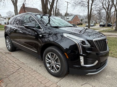 Used 2020 Cadillac XT5 Premium Luxury image 2