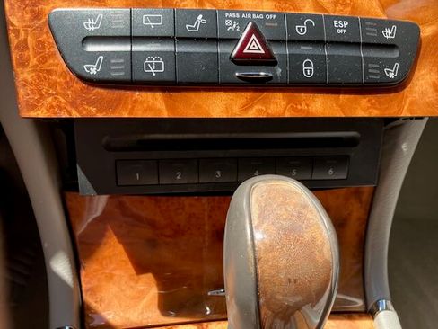 Used 2006 Mercedes-Benz E 500 4MATIC Wagon image 22
