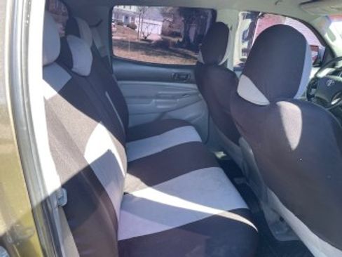 Used 2009 Toyota Tacoma 4x4 Double Cab image 10