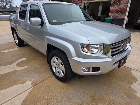 Used 2014 Honda Ridgeline RTS image 8
