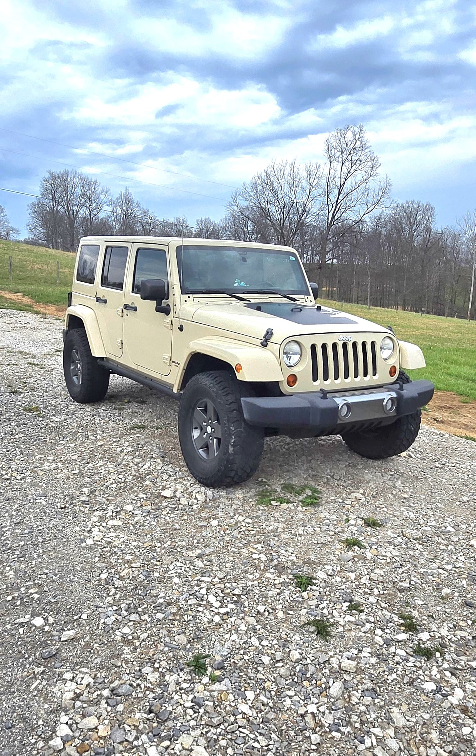 Used 2011 Jeep Wrangler Unlimited Sport AWD/4WD image 1