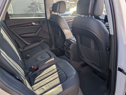 Used 2019 Audi Q5 2.0T Premium image 10