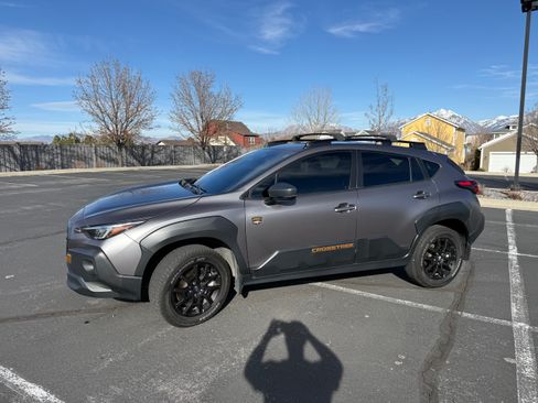 Used 2024 Subaru Crosstrek 2.5i Wilderness image 2