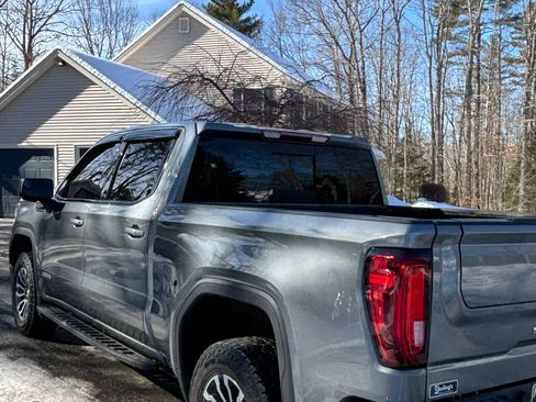 Used 2021 GMC Sierra 1500 AT4 w/ AT4 Preferred Package image 2