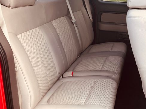 Used 2010 Ford F150 XLT image 5