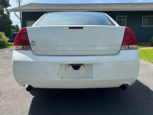 Used 2012 Chevrolet Impala LS FWD image 4