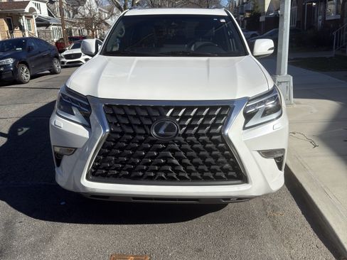 Used 2022 Lexus GX 460 Premium w/ Premium Package image 9