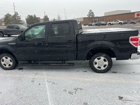 Used 2010 Ford F150 XLT image 2