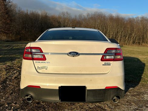 Used 2016 Ford Taurus SEL w/ Equipment Group 201A image 10