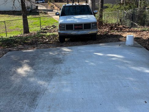 Used 1993 GMC Sierra 3500 2WD Regular Cab image 2