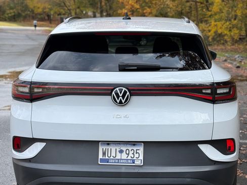 Used 2022 Volkswagen ID.4 Pro image 6