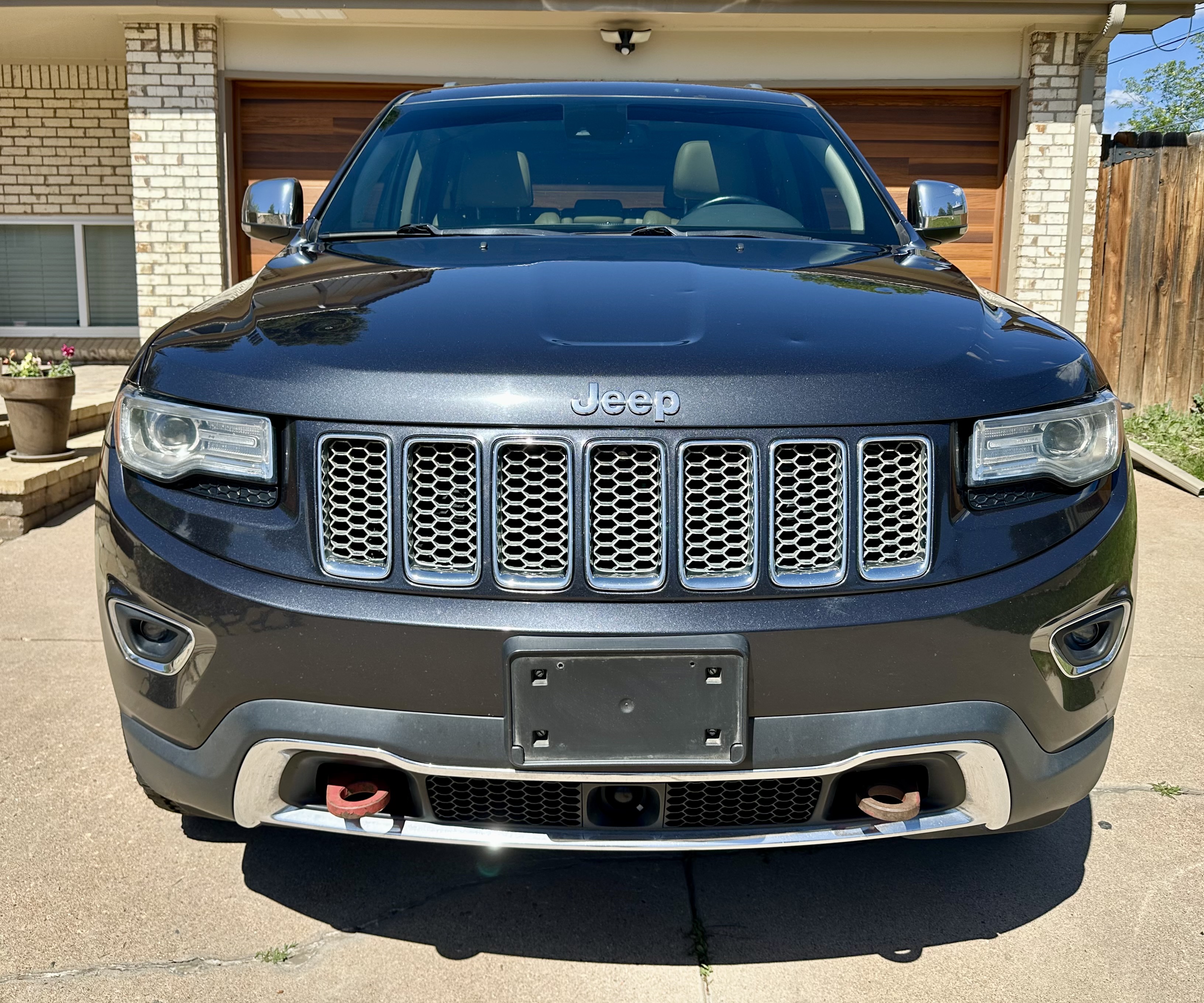 Used 2015 Jeep Grand Cherokee Limited w/ Luxury Group II AWD/4WD image 2