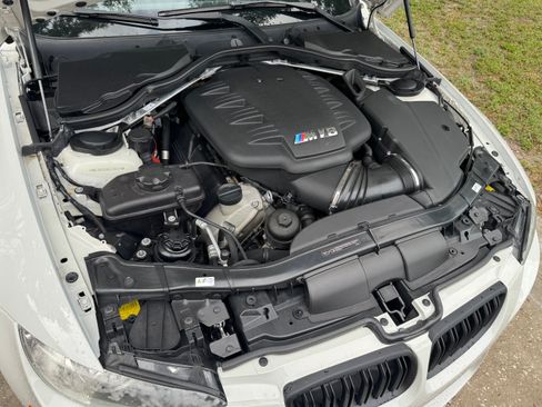 Used 2012 BMW M3 Convertible image 11