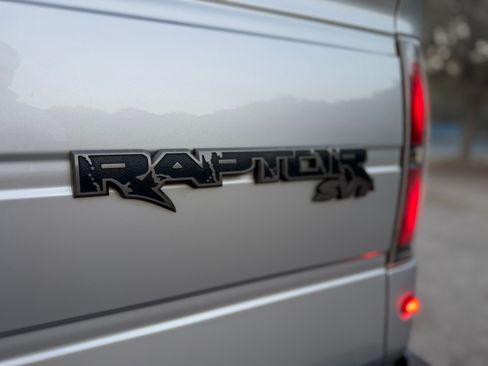 Used 2014 Ford F150 Raptor w/ Equipment Group 801A Luxury image 31