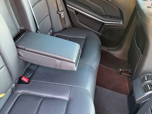 Used 2014 Mercedes-Benz E 350 E 350 4MATIC Sedan 4D image 13