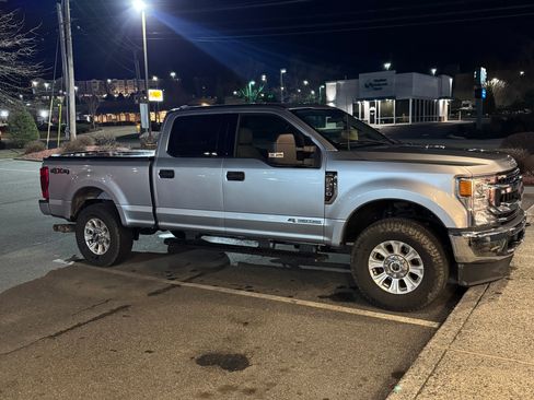 Used 2022 Ford F250 XLT image 9